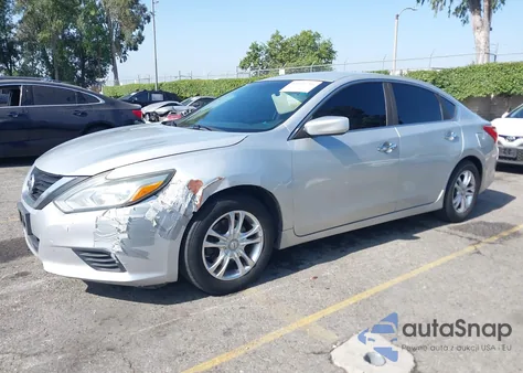 2016 Nissan Altima 2.5/2.5 S/2.5 Sl/2.5 Sr/2.5 Sv z USA, uszkodzony, nr VIN 1N4AL3AP5GN336089